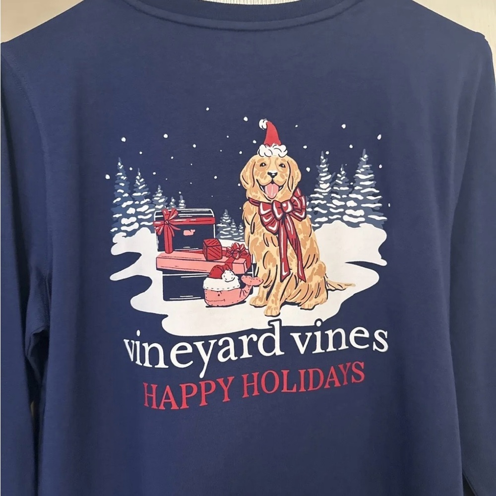 COPY - Vineyard Vines Women’s Santa’s Helper Long Sleeve T-Shirt Men’s Smalll